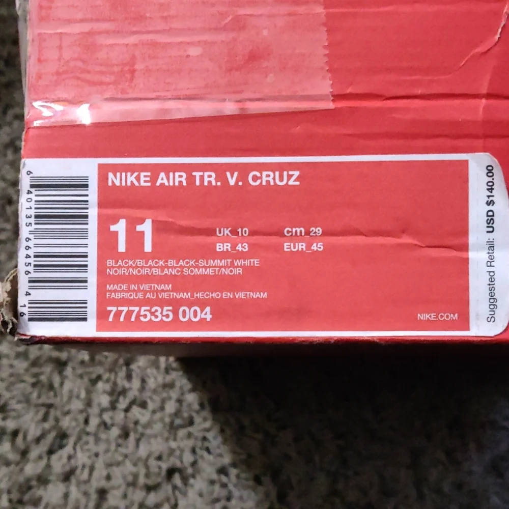 Nike

 Men's Black Air Tr. V . Cruz Shoes - Picture 8 of 8